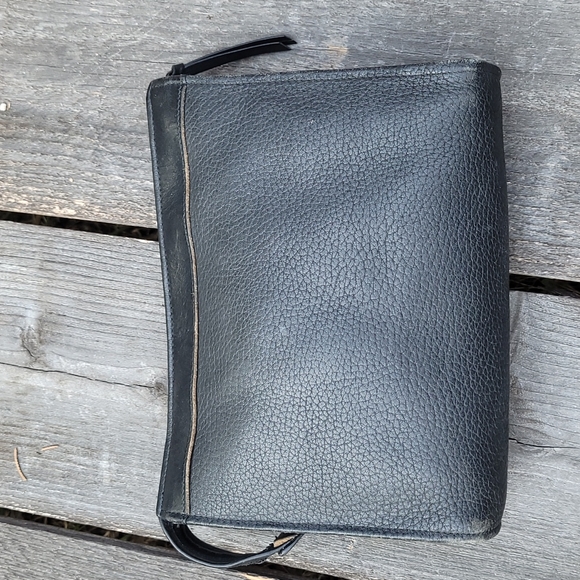 Vintage Dooney & Bourke Black Cosmetic Case - Picture 7 of 7